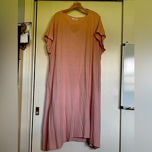 Pink linen dress with pockets